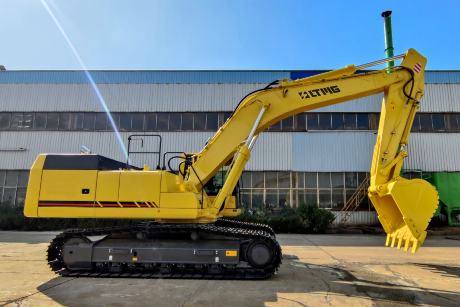 33 ton excavator