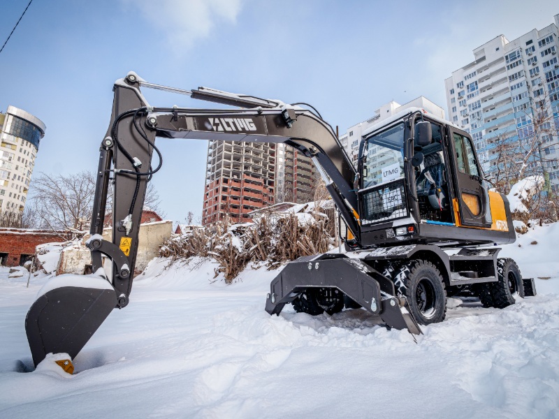 Construction Machinery for Harsh Environments: What Should Buyers Focus On?